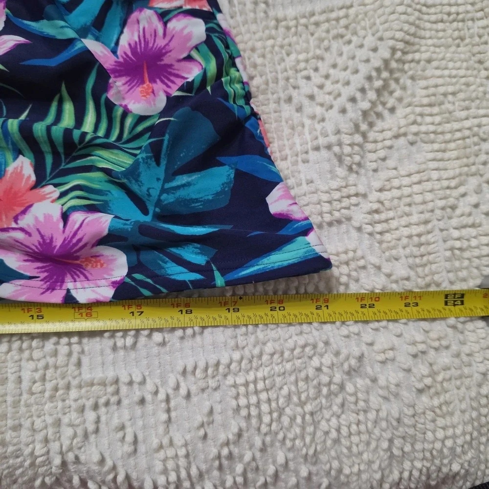 Croft & Barrow Tropical Floral Bust Enhancer Twisted Tankini Top Swimwear L